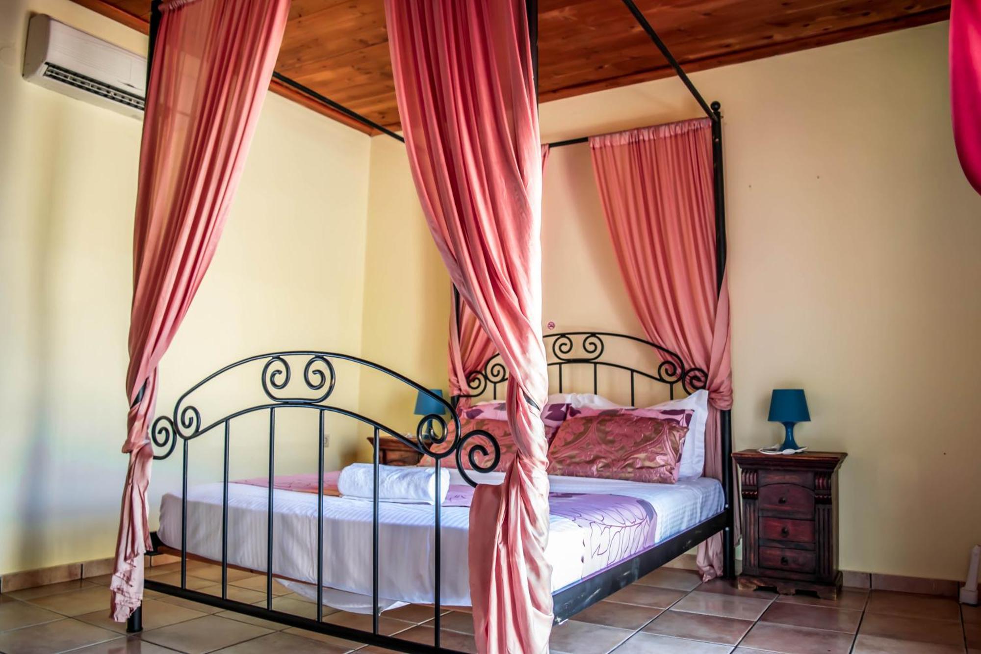 Niriides Luxury Villas Limenas Chersonisou Exterior foto